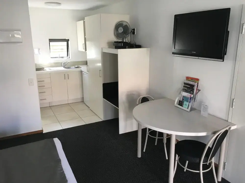 Double Studio (full double bed)