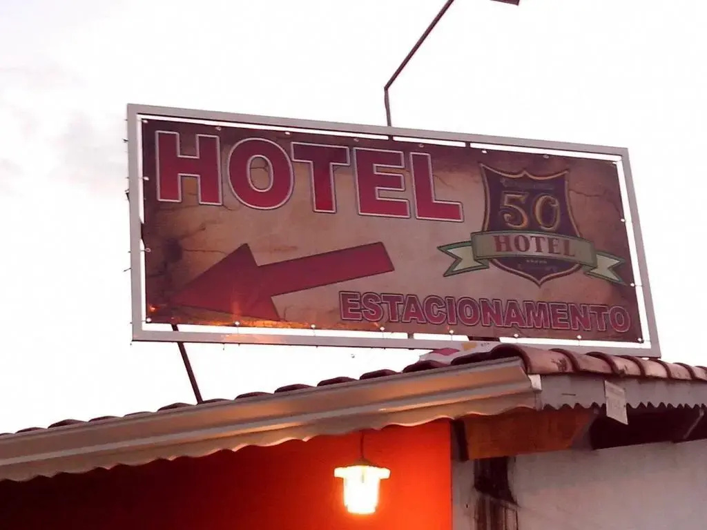 Hotel 50