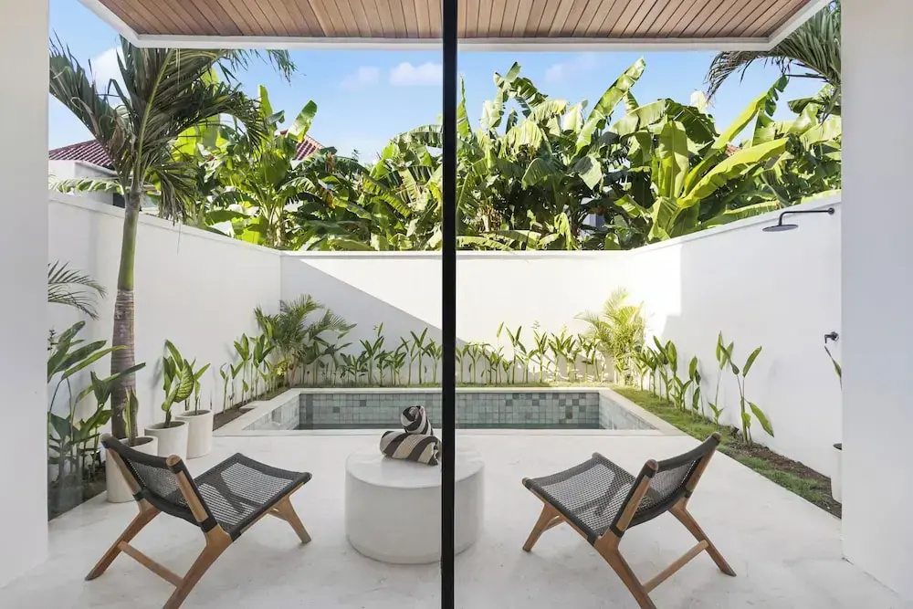 White Residence - Art & Boutique Suites