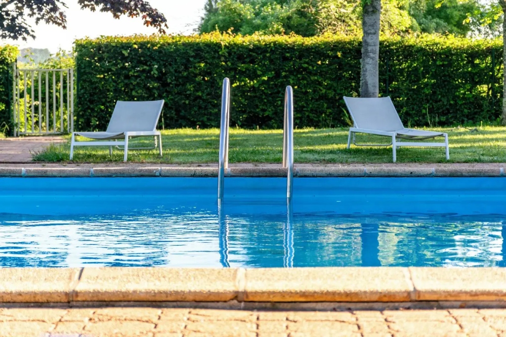 Le relais fleuri, Hôtel et restaurant Logis - Avallon - Général