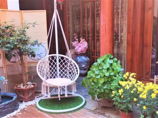 Rongshe Nanyuan Inn (Lijiang Ancient Town South Gate Archway Store)