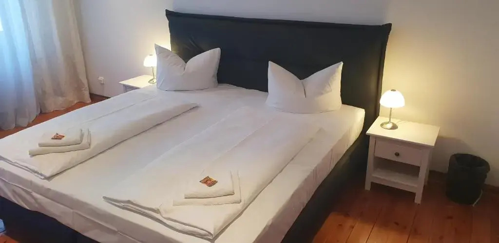 Hotel und Restaurant Deutscher Kaiser - Général