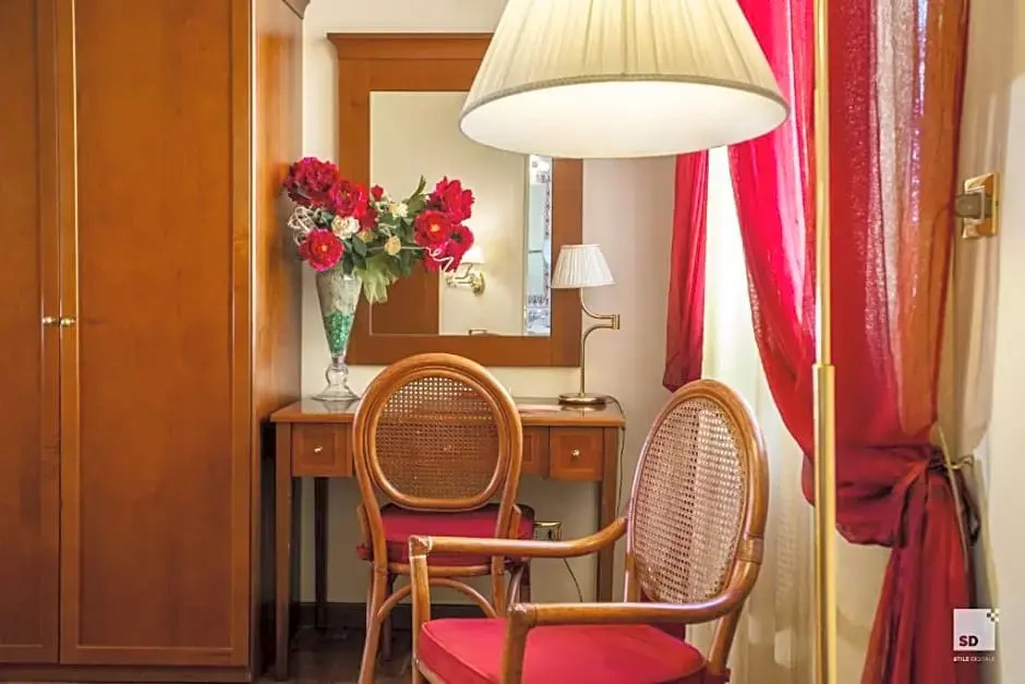 Hotel Alessandro Della Spina - Chambres