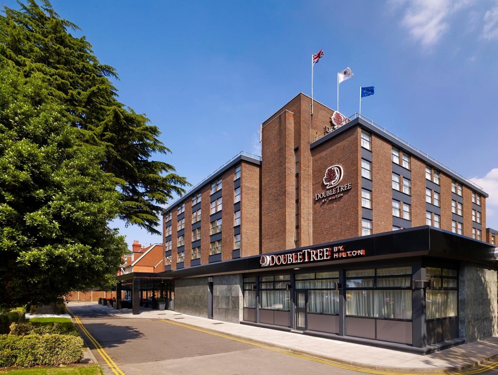 DoubleTree by Hilton London - Ealing Hotel — фото 1