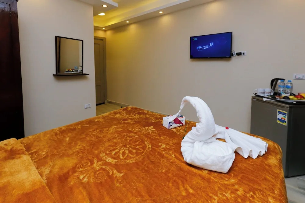 Venus Pyramids Inn - фото 41