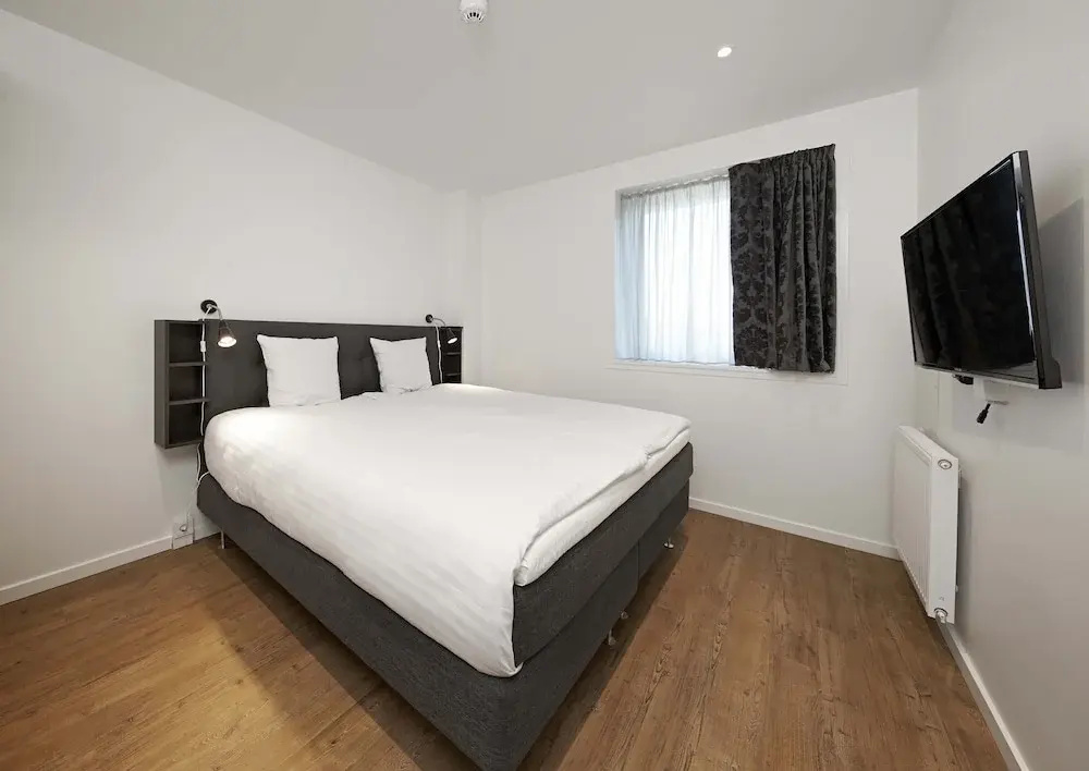 2 Bedrooms Apartment with balcony