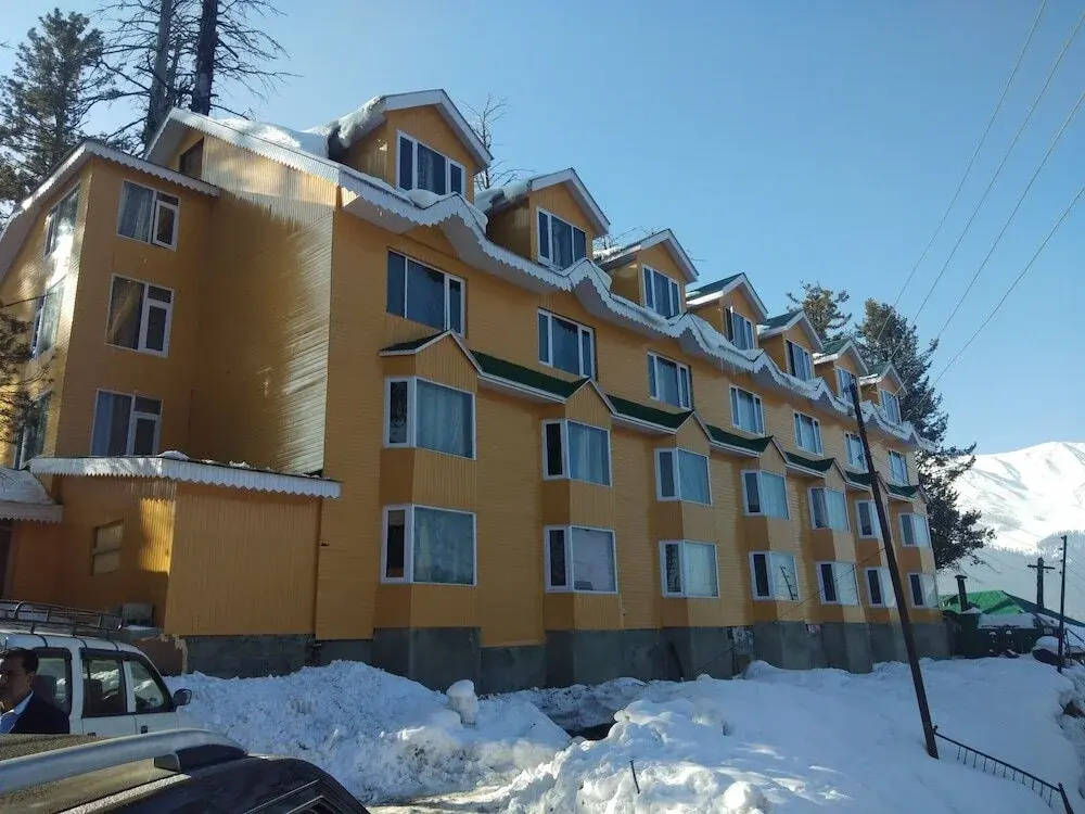 Hotel Zahgeer Continental