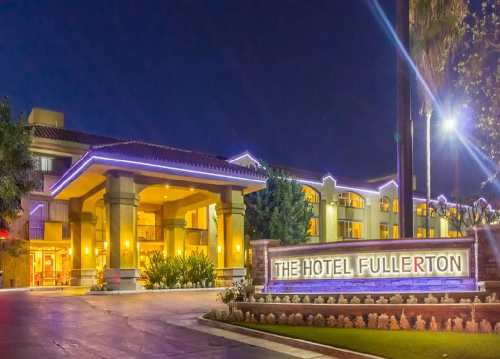 The Hotel Fullerton
