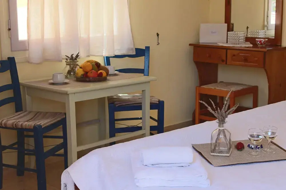 Comfort Double Studio (full double bed)