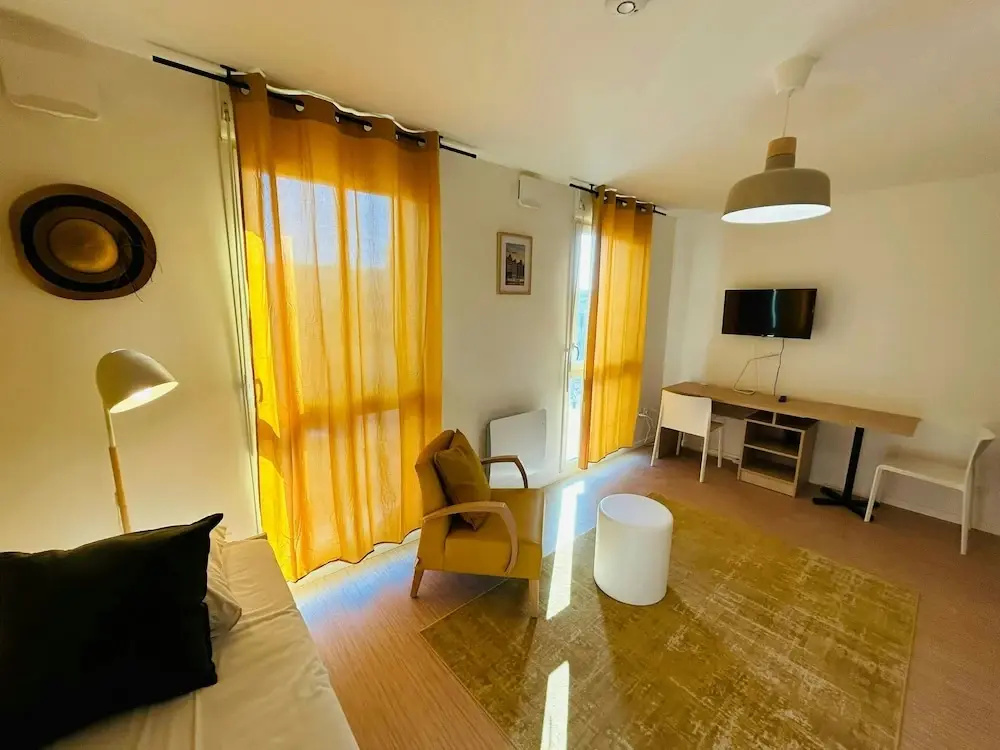 Voir la photo 3 — We Live In R - Suite 302