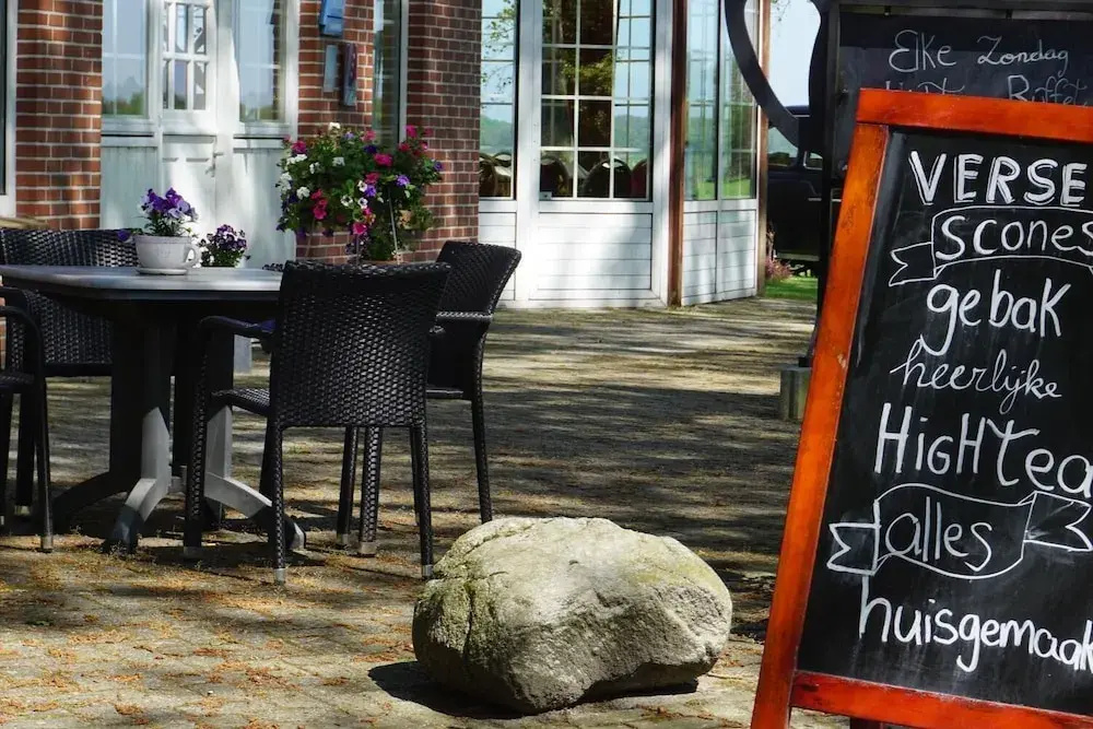 Lucy's Inn