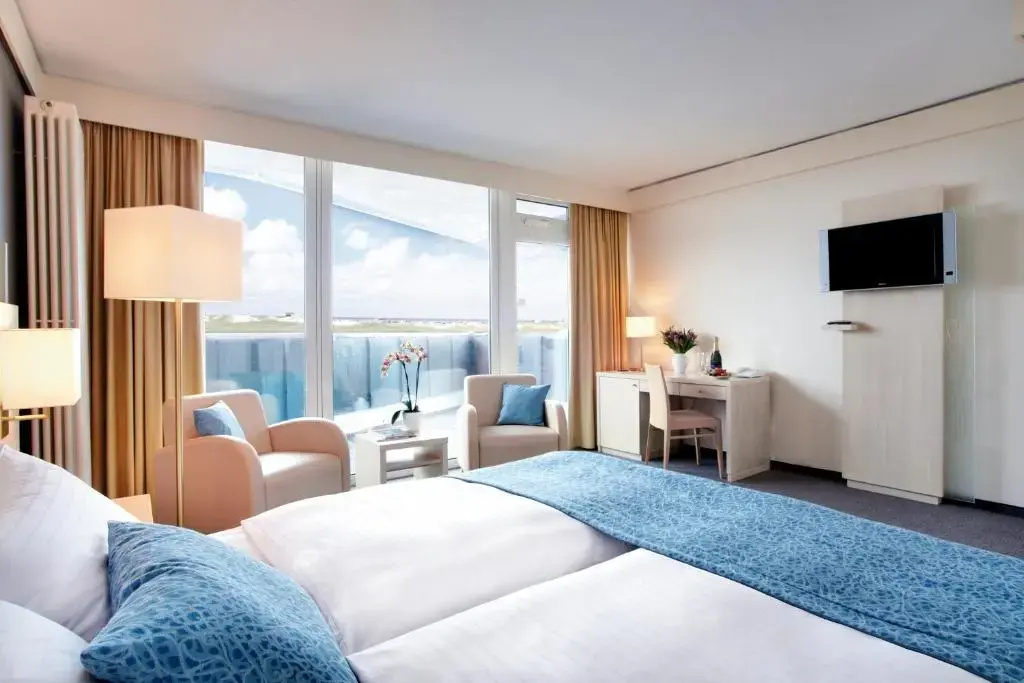 Standard Double room with sea view (full double bed)