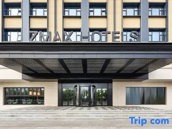 ZMAX HOTELS (Tianjin Olympic Sports Center Water Park Subway Station Store)