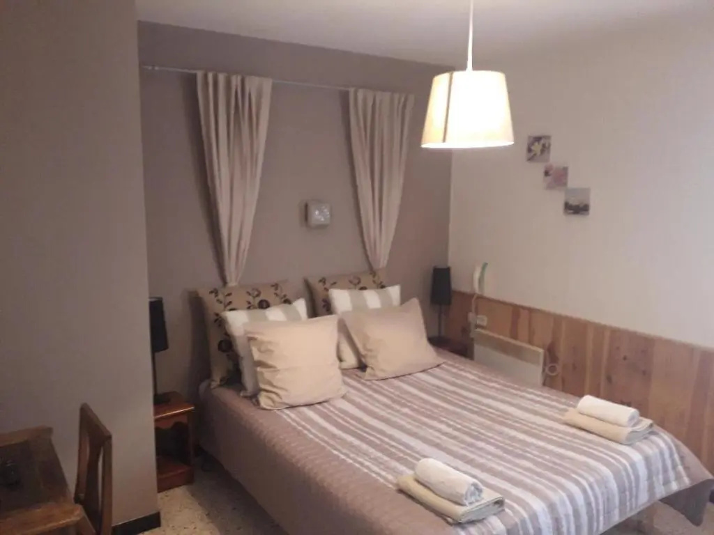 Voir la photo 1 — Auberge des cretes