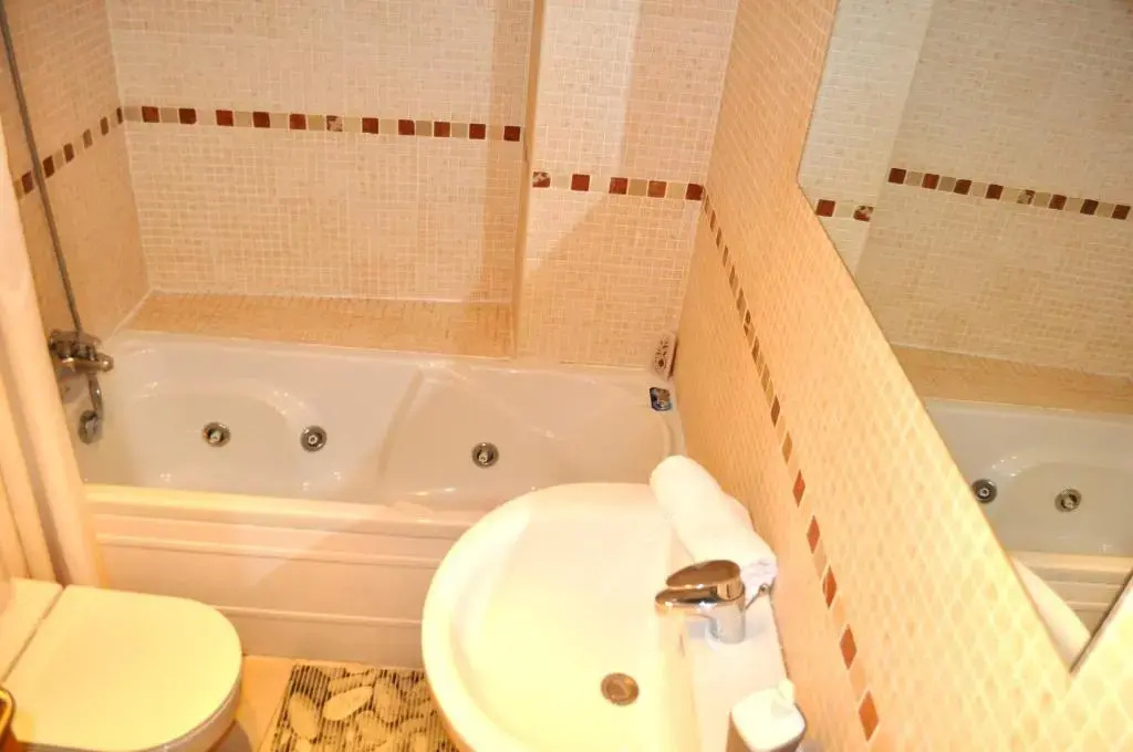 Hotel photo 8