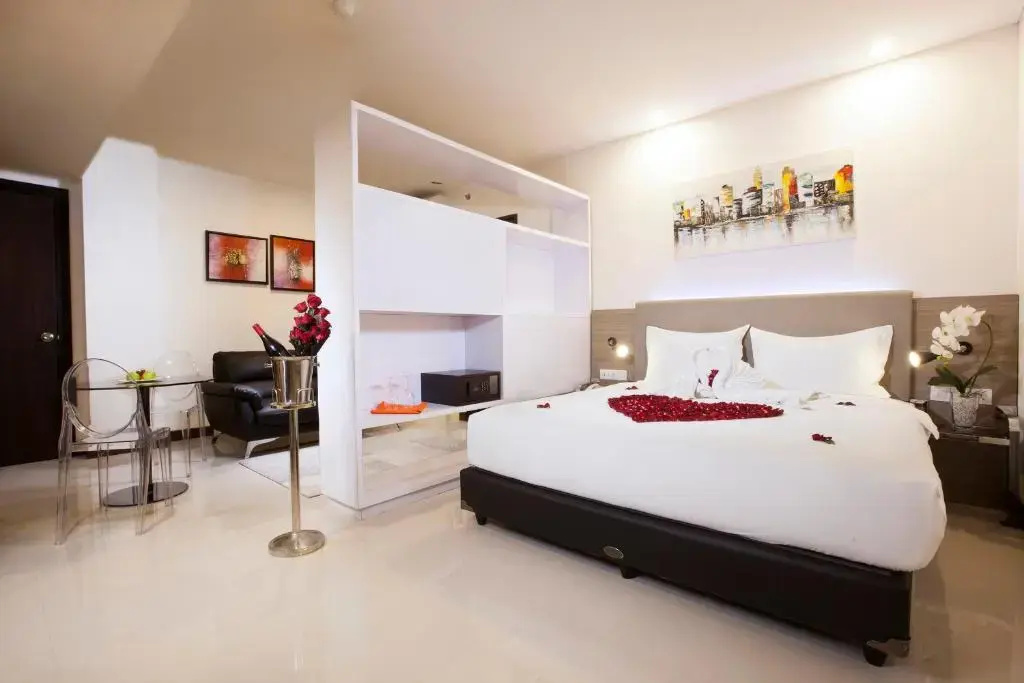 Verse Hotel Cirebon - Tap to explore photos