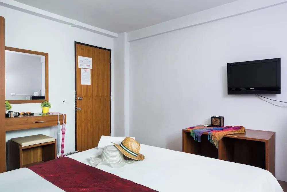 Двухместный номер Deluxe двуспальная кровать в Eco Hostel Hua Hin