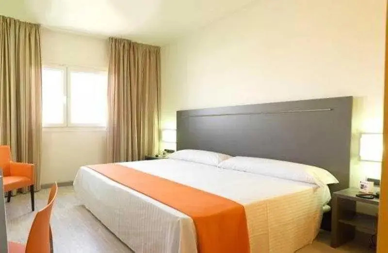 H2 Avila - Chambres