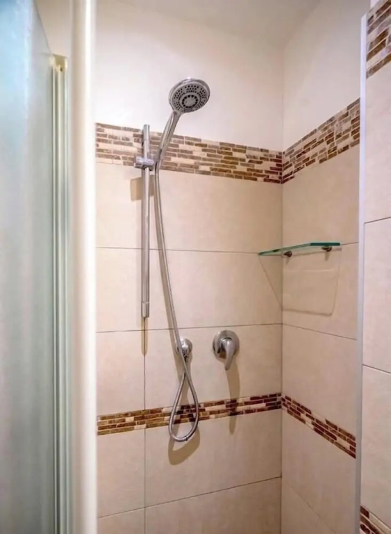 Superior Triple room with balcony and with partial sea view