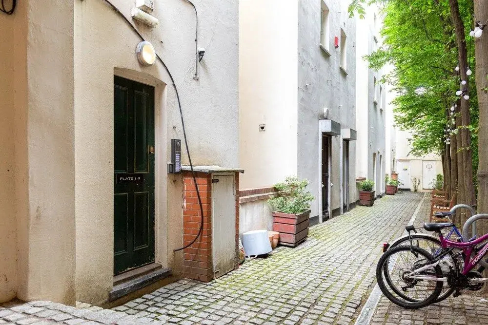 Bright 1 Bed Flat on Vibrant Brick Lane