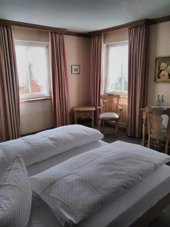 Landhotel Hirsch - Chambres
