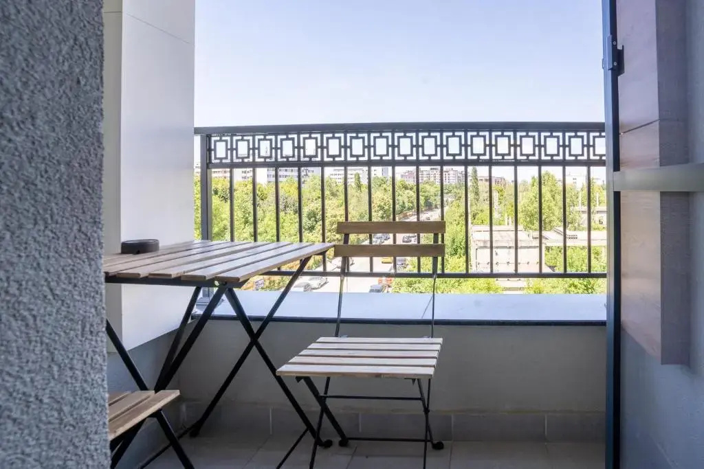 Apartment with balcony