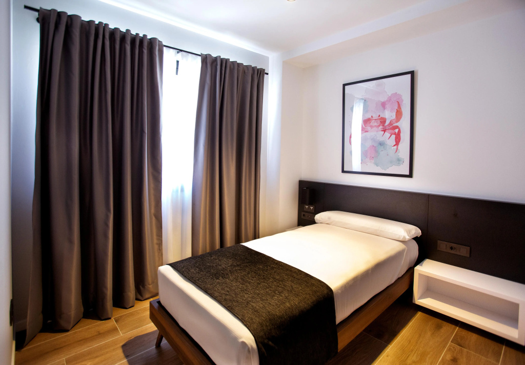 Aparthotel La Espadaña — 3