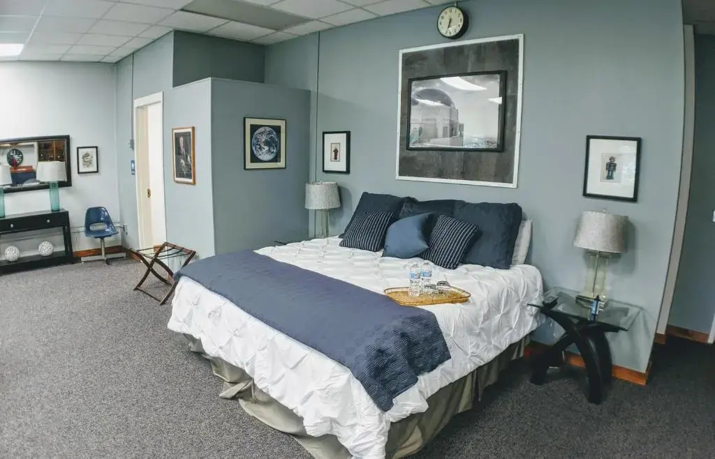 Deluxe Double room (full double bed)