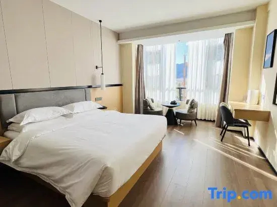 Standard Double room with view (full double bed)