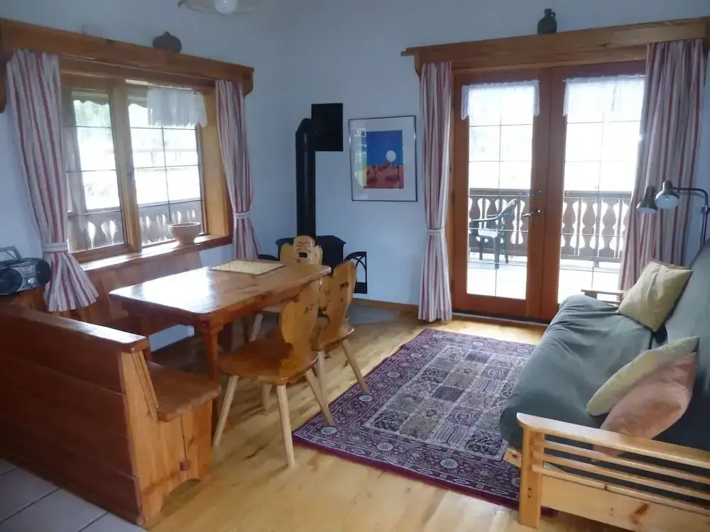 1 Bedroom Deluxe Cottage with mountain view