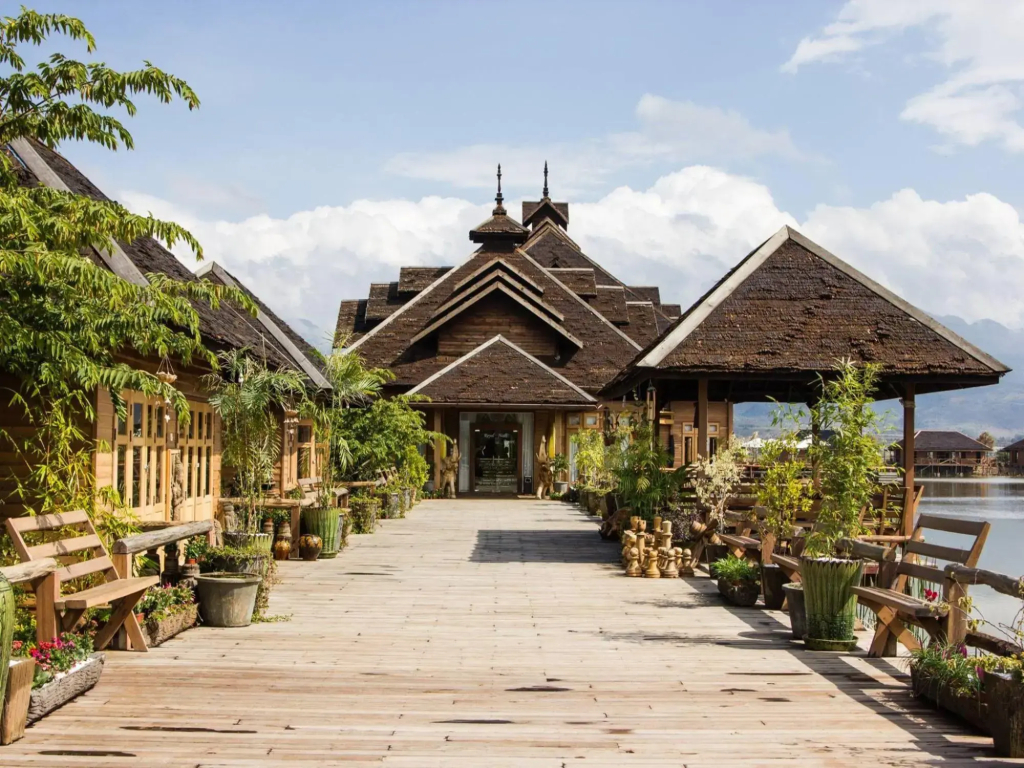 Royal Nadi Resort