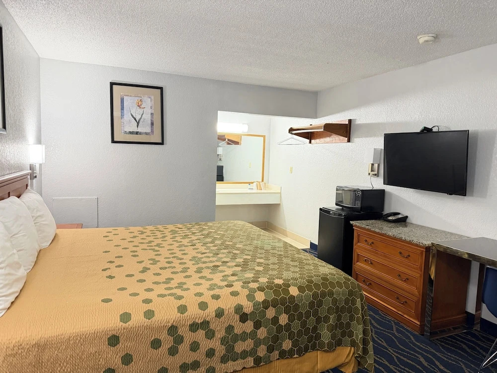 Crossroads Inn — 5