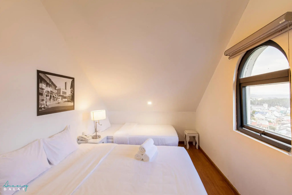 Economy room