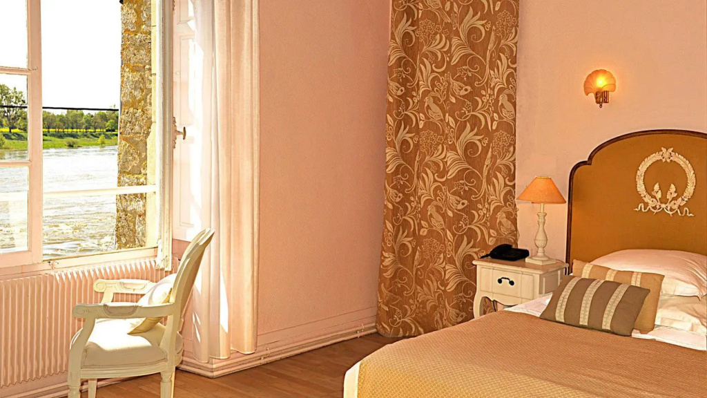 Voir la photo 2 — Le Relais Louis XI