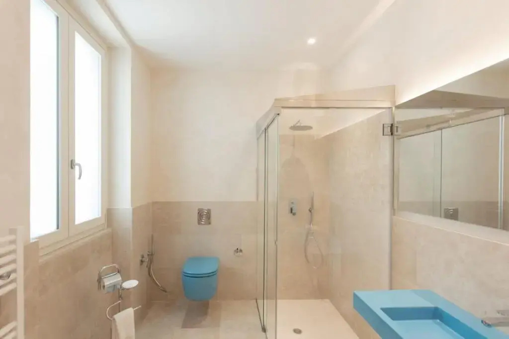 Deluxe Double room with partial sea view (full double bed)