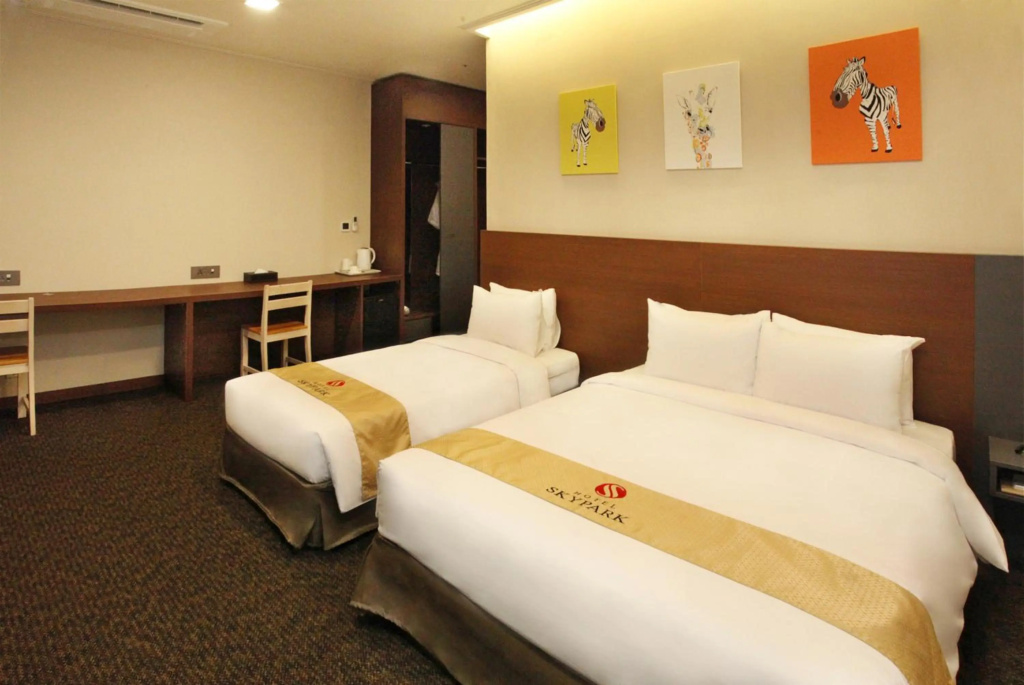 Отель Hotel Skypark Myeongdong II в Сеуле