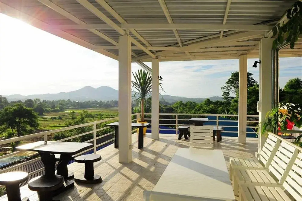 Balcony & Terrace
