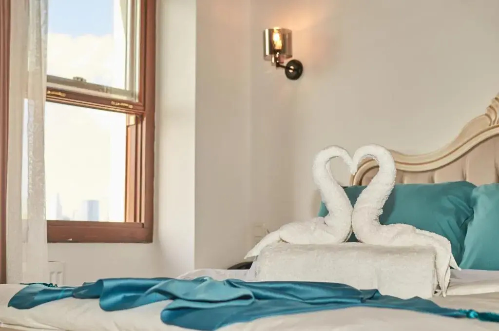 Двухместный номер Standard с видом на море (двуспальная кровать) в Galata Dream Hotel
