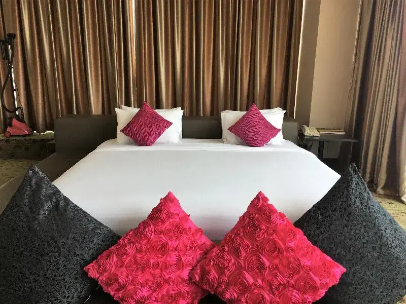 Kinta Riverfront Hotel & Suites