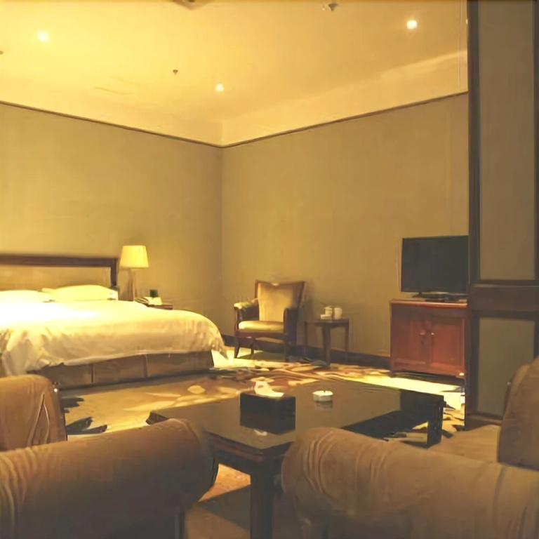 Longcheng Garden Hotel