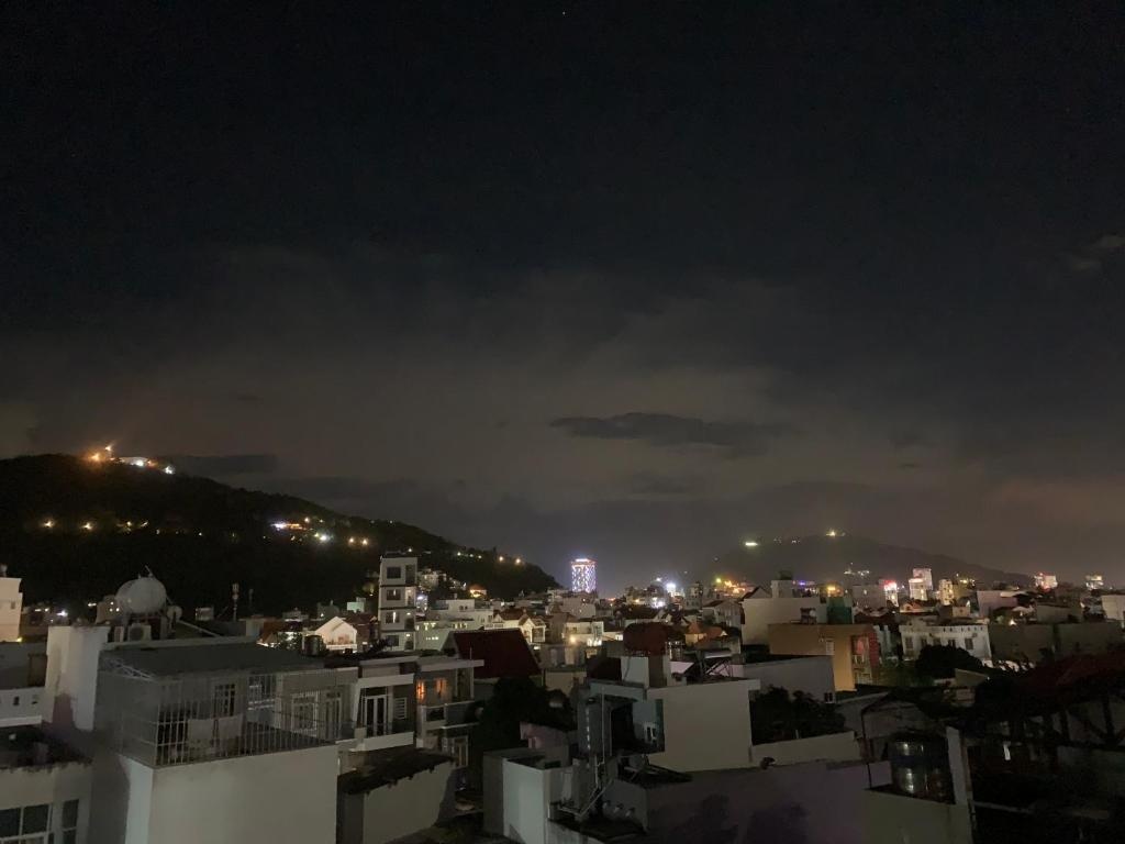 The Fiii Come&Stay — 3