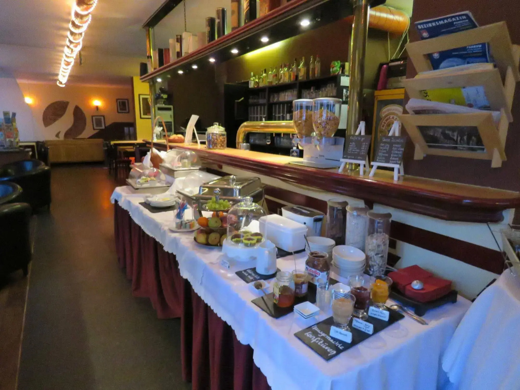 Hotel photo 11