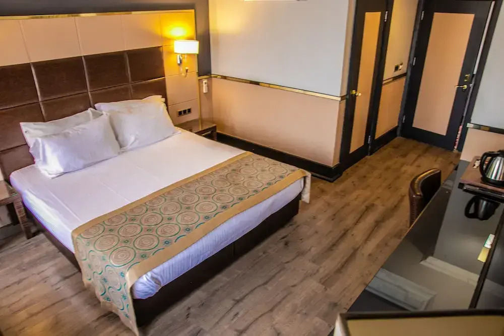 Hotel photo 12