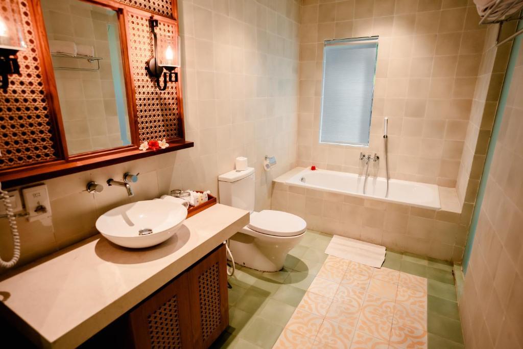 Fourteen Roses Boutique Hotel Legian