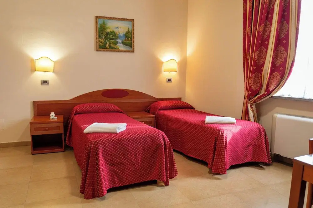 Standard Double room with balcony (twin beds)