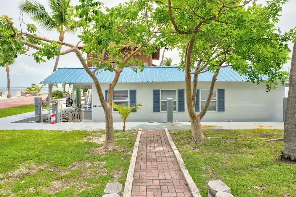 Aqua Lodges at 47th Street Gulfside