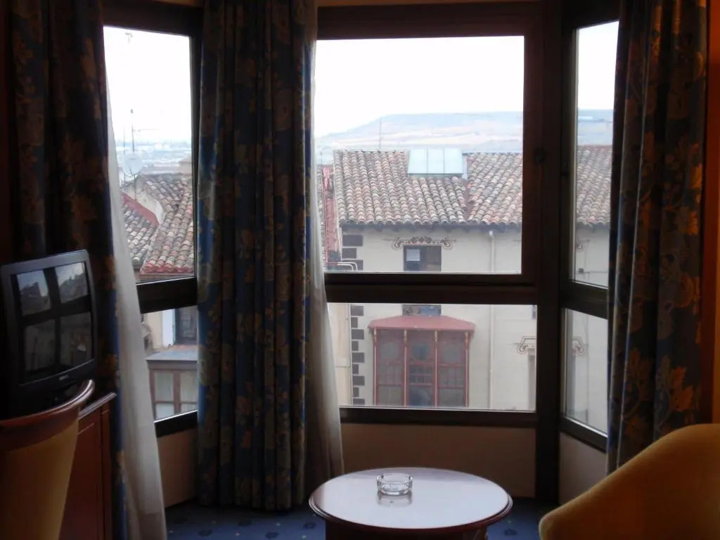 Hotel Los Bracos by Silken - Chambres