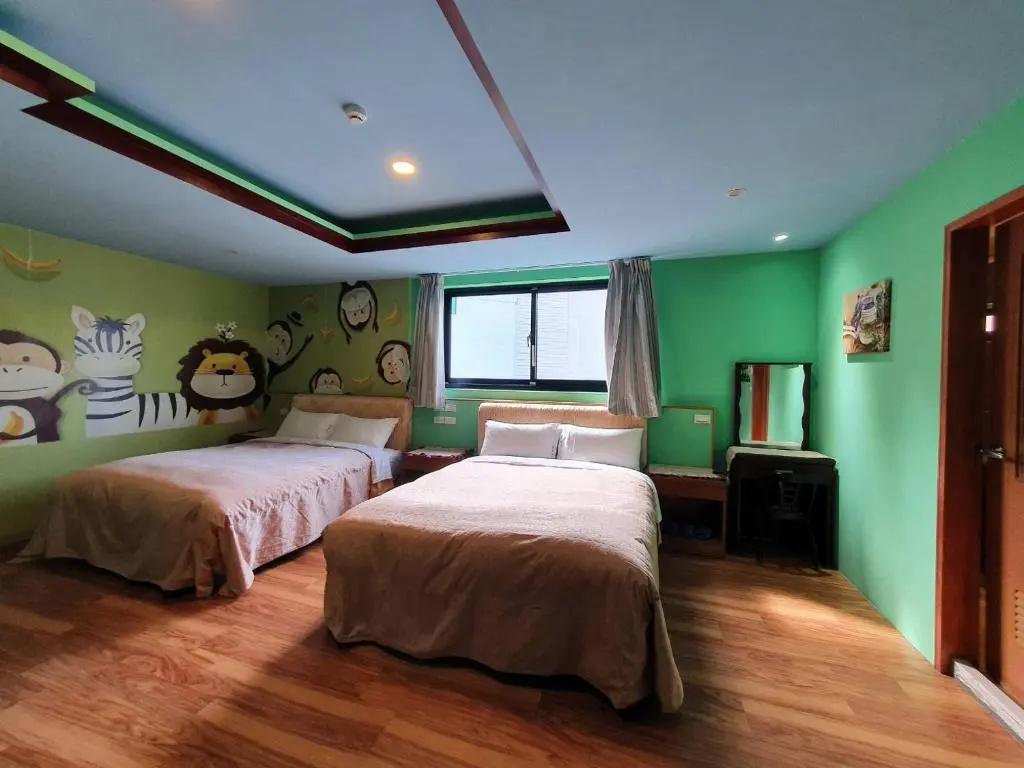 Standard Quadruple room