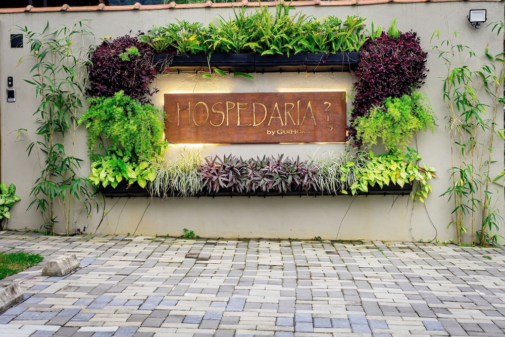 Hospedaria215