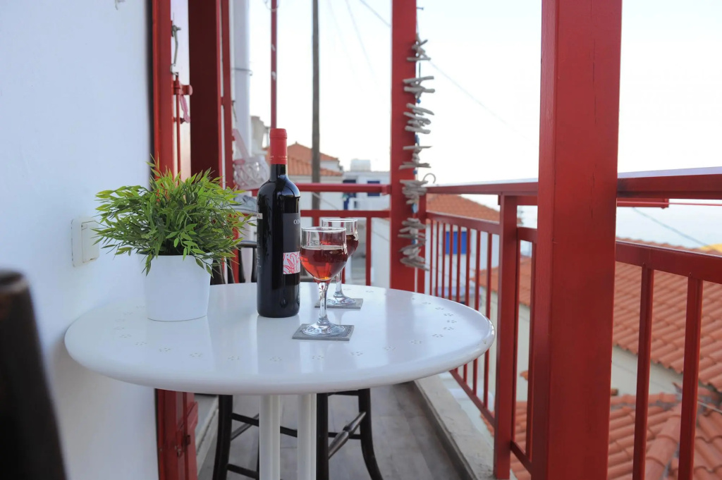 Dandy on the Beach Sailor's House | Private Maisonette| Sea View